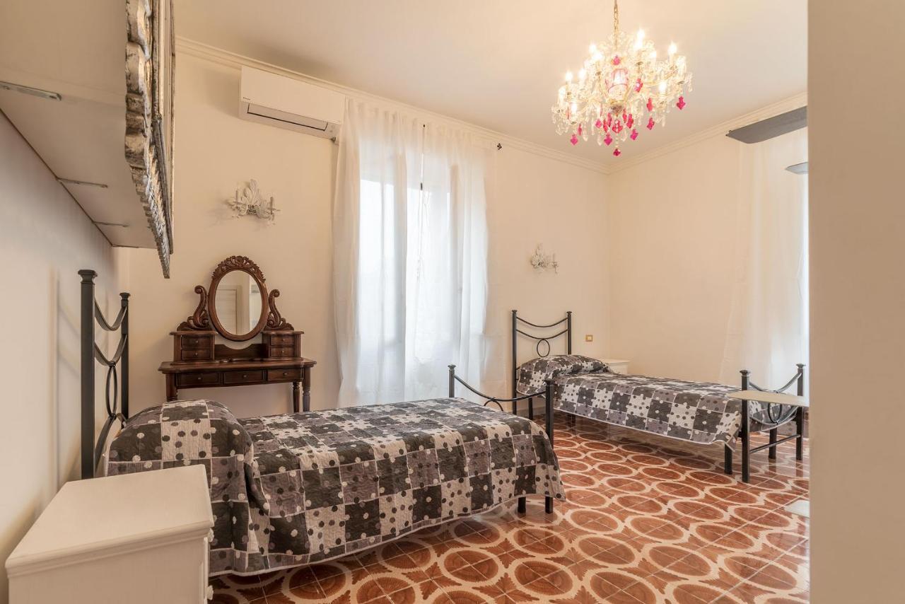 Piramide & Testaccio Design Flat Roma Exterior foto
